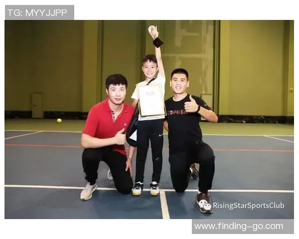 科学网球团队协作训练方法探索与实践提升运动员综合素质与竞技能力