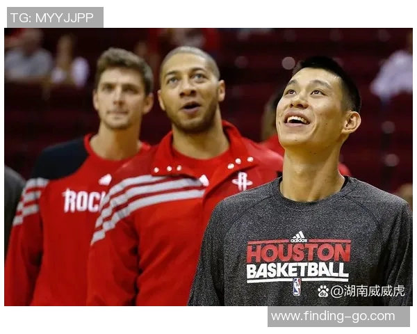 2004年NBA季后赛火箭对马刺的精彩对决及最终结果分析